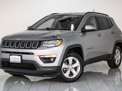 Used 2021 Jeep Compass Latitude image 4