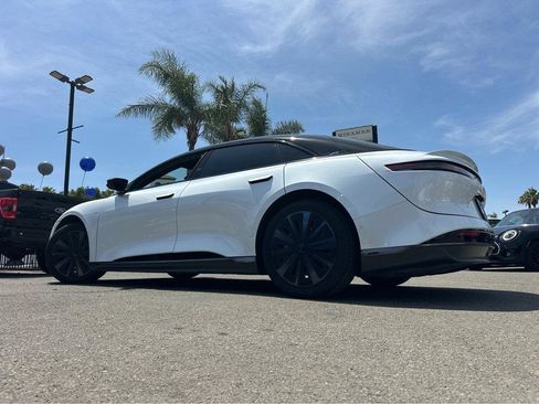 Used 2024 Lucid Air Pure RWD image 3