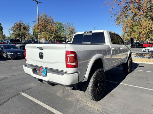 Used 2022 RAM 3500 Laramie AWD/4WD image 5