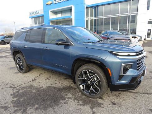 New 2026 Chevrolet Traverse High Country w/ LPO, Floor Liner Package image 3