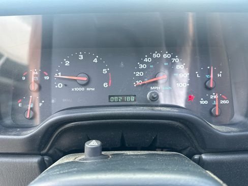 Used 2004 Jeep Wrangler 4WD image 7