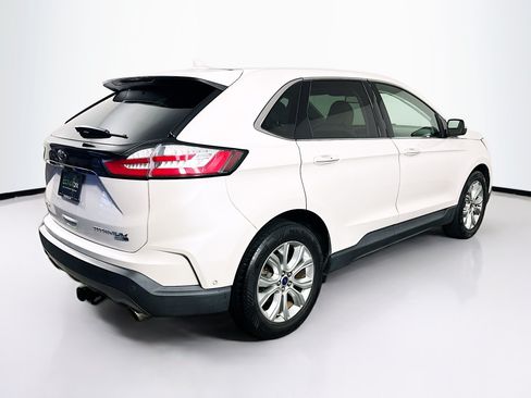 Used 2019 Ford Edge Titanium w/ Equipment Group 301A AWD/4WD image 9