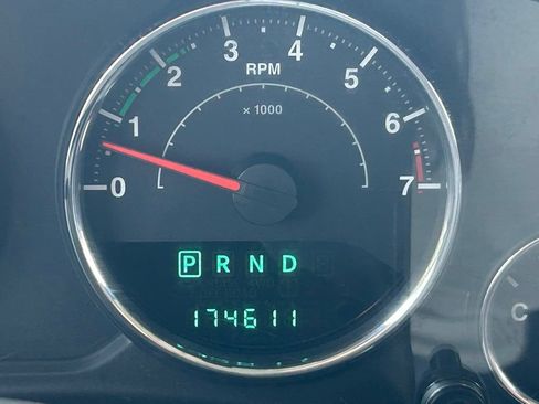 Used 2013 Jeep Wrangler Sport w/ Connectivity Group AWD/4WD image 17