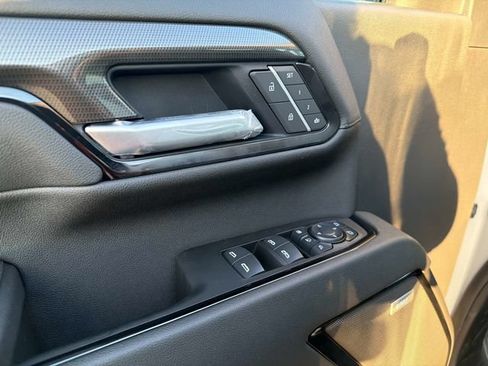 New 2026 GMC Sierra 2500 AT4 w/ AT4 Premium Plus Package AWD/4WD image 18