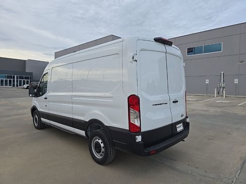 New 2026 Ford Transit 250 148 Medium Roof w/ Load Area Protection Package RWD image 6