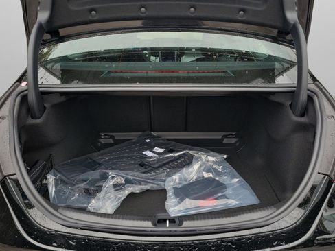 New 2026 Mercedes-Benz C 43 AMG 4MATIC Sedan image 33