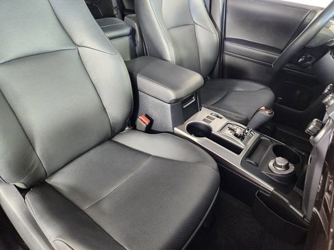Used 2023 Toyota 4Runner Limited AWD/4WD image 11
