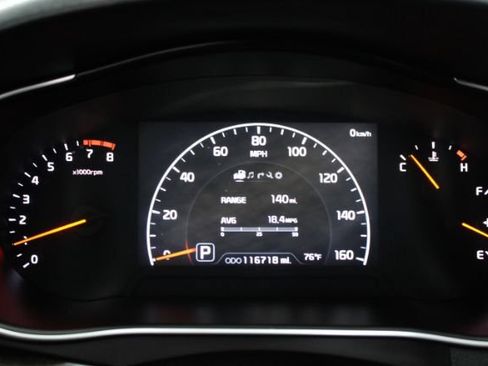 Used 2014 Kia Cadenza Premium w/ Luxury Package FWD image 21
