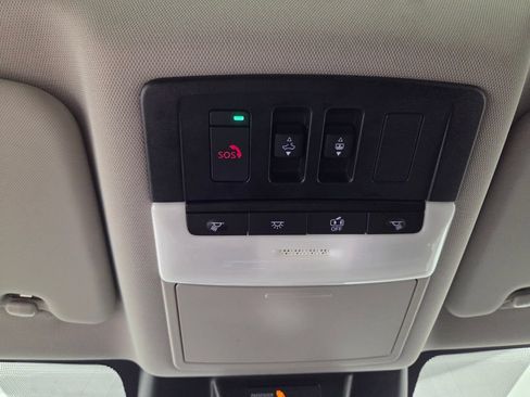 Used 2023 Nissan Rogue SL w/ SL Premium Package FWD image 14
