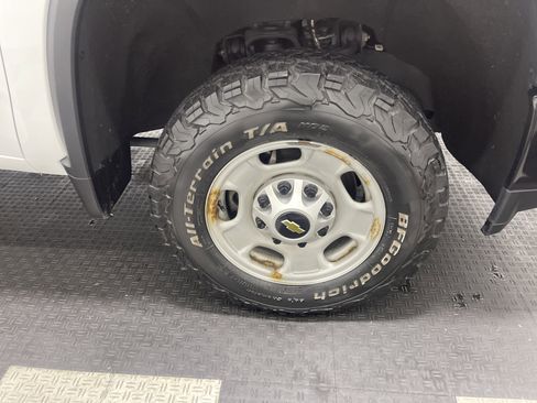 Used 2021 Chevrolet Silverado 2500 W/T w/ WT Fleet Convenience Package image 28