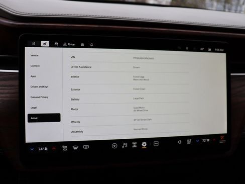 Used 2023 Rivian R1S Adventure image 38