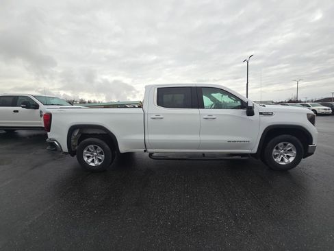 Used 2023 GMC Sierra 1500 SLE w/ Enhanced Capability Package AWD/4WD image 2