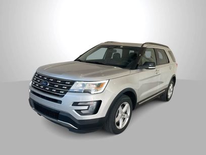 Used 2017 Ford Explorer XLT w/ Equipment Group 202A