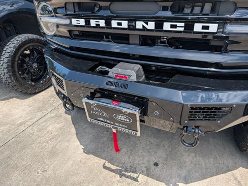 Used 2025 Ford Bronco Outer Banks AWD/4WD image 30