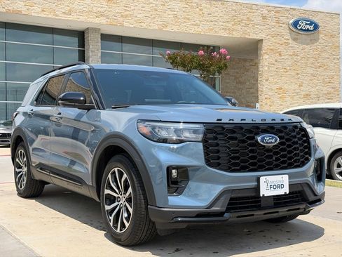 New 2026 Ford Explorer ST-Line w/ Premium Package RWD image 52