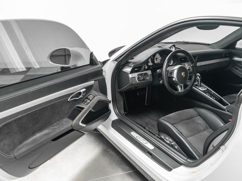 Used 2014 Porsche 911 GT3 RWD image 23