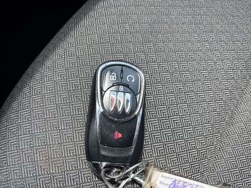 Used 2025 Buick Encore GX Preferred FWD image 23