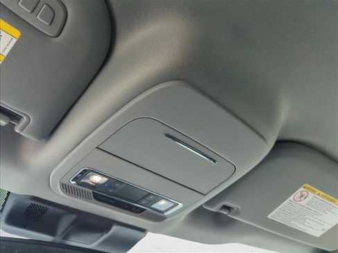 Used 2026 Ford F250 Lariat AWD/4WD image 14