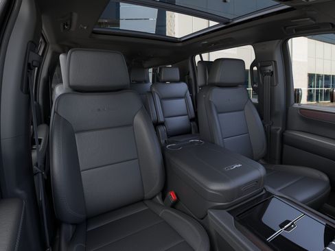 New 2026 GMC Yukon XL Denali w/ Denali Reserve Package AWD/4WD image 16