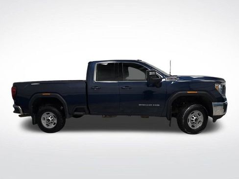 Used 2023 GMC Sierra 2500 SLE image 2