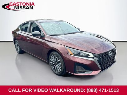 Used 2025 Nissan Altima 2.5 SV