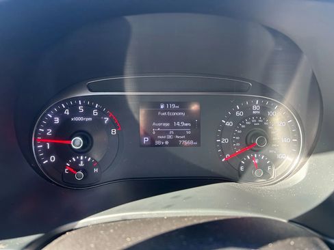 Used 2020 Kia Soul LX image 3