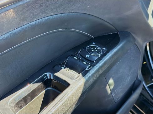 Used 2016 Ford Fusion Titanium image 21