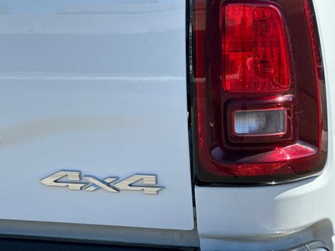 Used 2025 RAM 2500 Big Horn AWD/4WD image 27