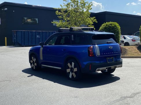 Used 2025 MINI Cooper Countryman S w/ Comfort Package Max image 13