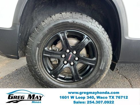 Used 2021 GMC Acadia AT4 w/ Preferred Package AWD/4WD image 9