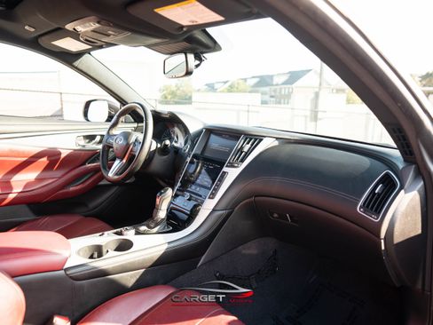 Used 2018 INFINITI Q60 Red Sport 400 w/ Pro Active Package image 14