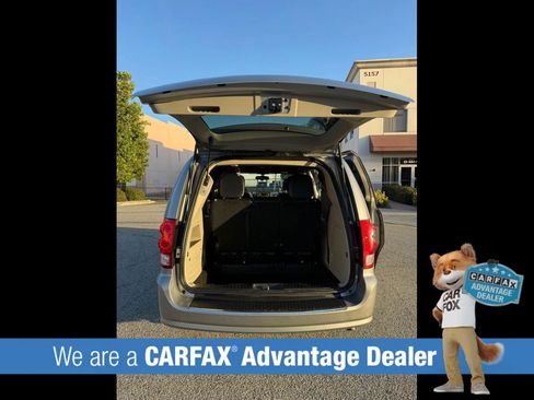 Used 2017 Dodge Grand Caravan SXT FWD image 24