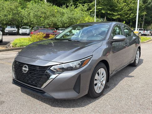 Certified 2025 Nissan Sentra S w/ Trunk Package FWD image 16