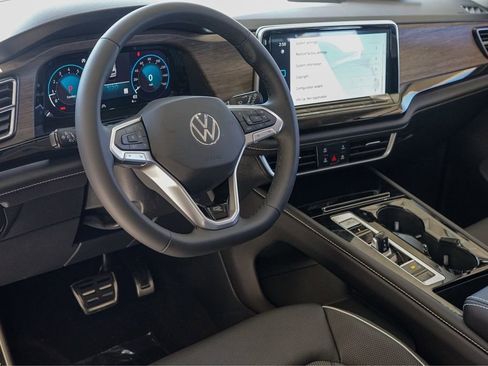 New 2026 Volkswagen Atlas SEL Premium R-Line AWD/4WD image 9