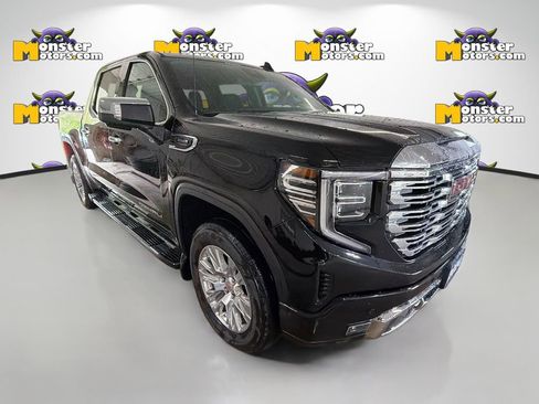 Used 2024 GMC Sierra 1500 Denali AWD/4WD image 3