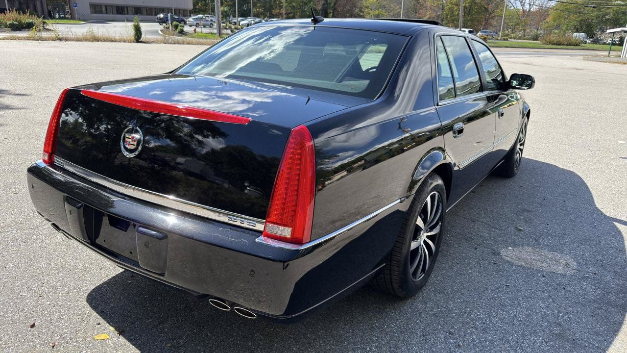 Used 2007 Cadillac DTS Performance FWD image 5