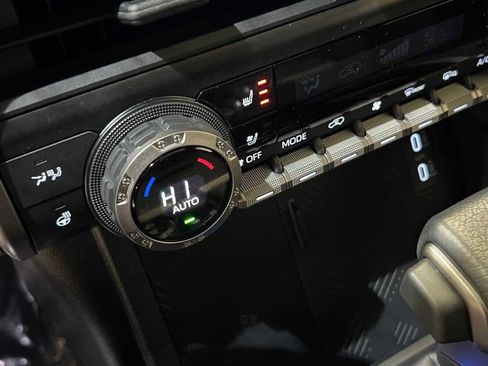 Certified 2025 Toyota 4Runner Limited image 27