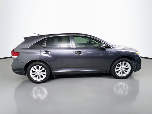 Used 2014 Toyota Venza XLE w/ XLE Premium Package FWD image 3