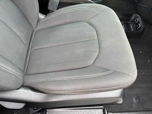 Used 2019 Chrysler Pacifica Touring Plus w/ S Appearance Package image 13