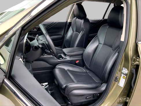 Used 2022 Subaru Outback Limited AWD/4WD image 9