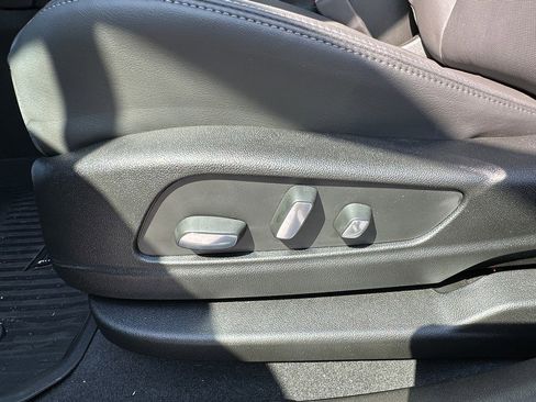 New 2025 Cadillac XT6 Sport w/ Technology Package image 17