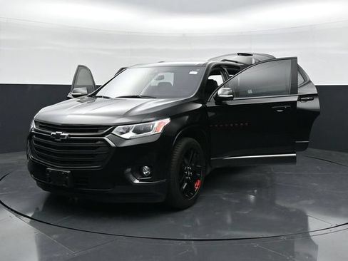 Used 2019 Chevrolet Traverse Premier w/ Redline Edition AWD/4WD image 46