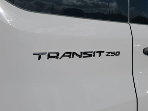 Used 2024 Ford Transit 250 Low Roof w/ Exterior Upgrade Package image 28
