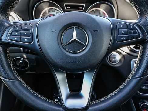 Used 2016 Mercedes-Benz GLA 250 4MATIC image 25