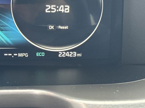 Certified 2023 Kia Sorento SX image 28