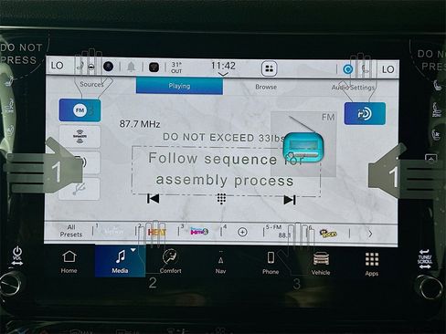 New 2026 Jeep Grand Wagoneer L image 13