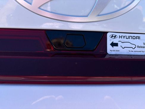 New 2025 Hyundai Elantra Sport image 10