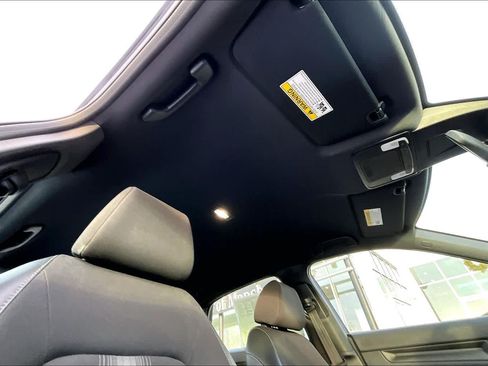 Used 2023 Honda Civic Sport image 13