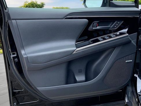 Used 2023 Subaru Solterra AWD image 19