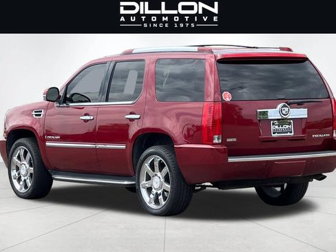 Used 2009 Cadillac Escalade AWD image 6